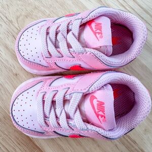 Never Worn Nike Dunk Low Baby/Toddler (size 4c) Pink Sneakers